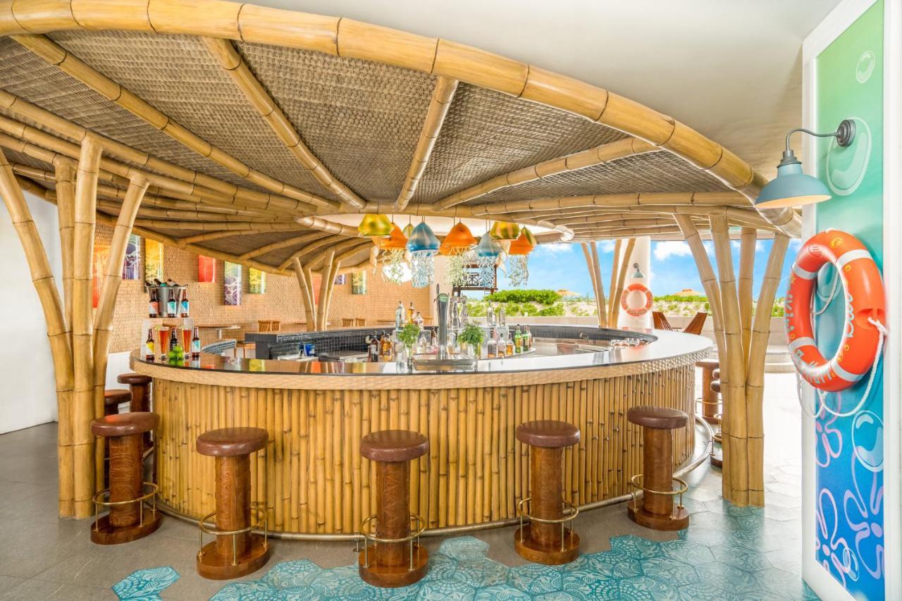 Nickelodeon Hotels & Resorts Riviera Maya Puerto Morelos Exterior photo The bar at the beach club