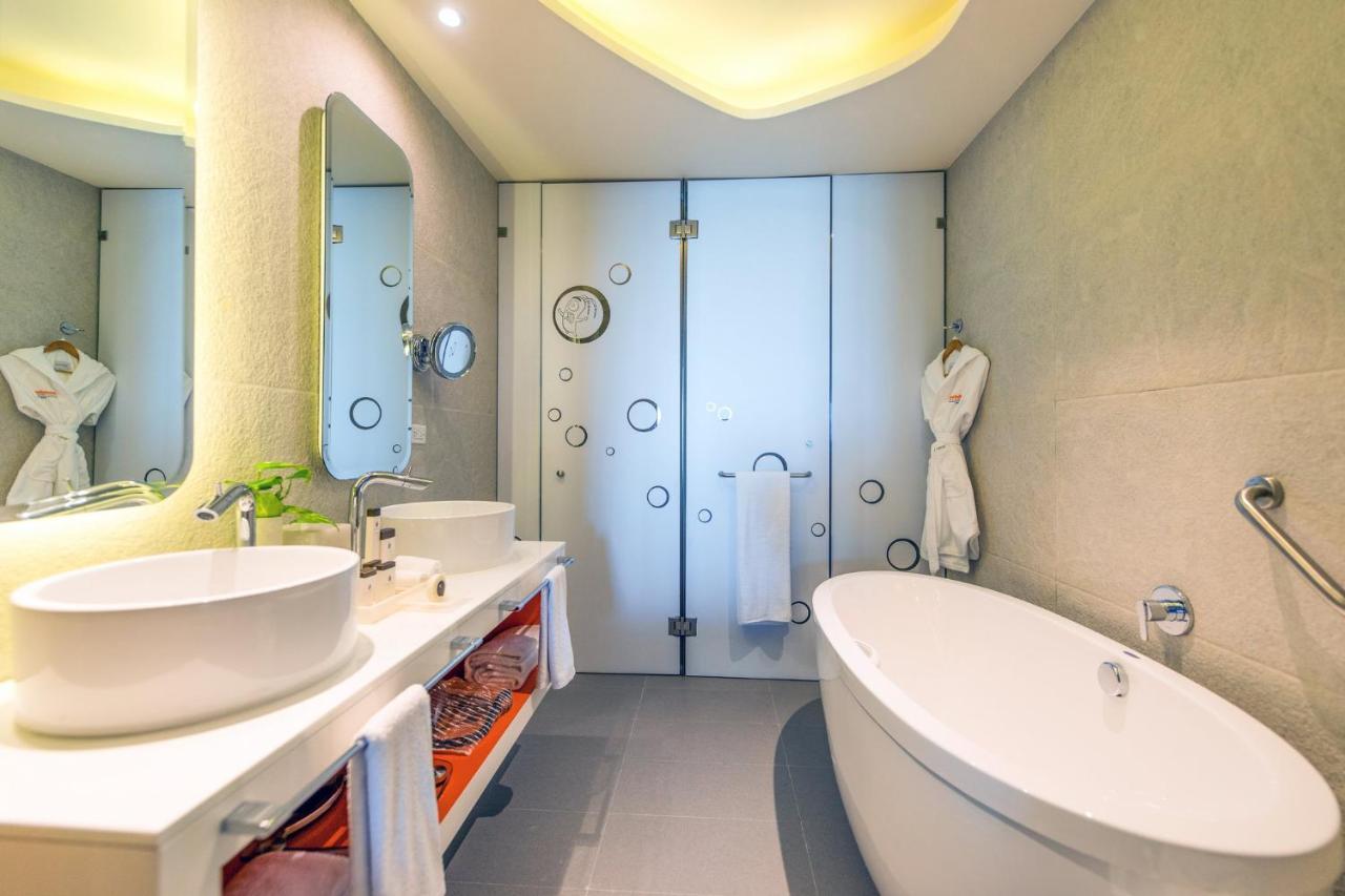 Nickelodeon Hotels & Resorts Riviera Maya Puerto Morelos Exterior photo Bathroom