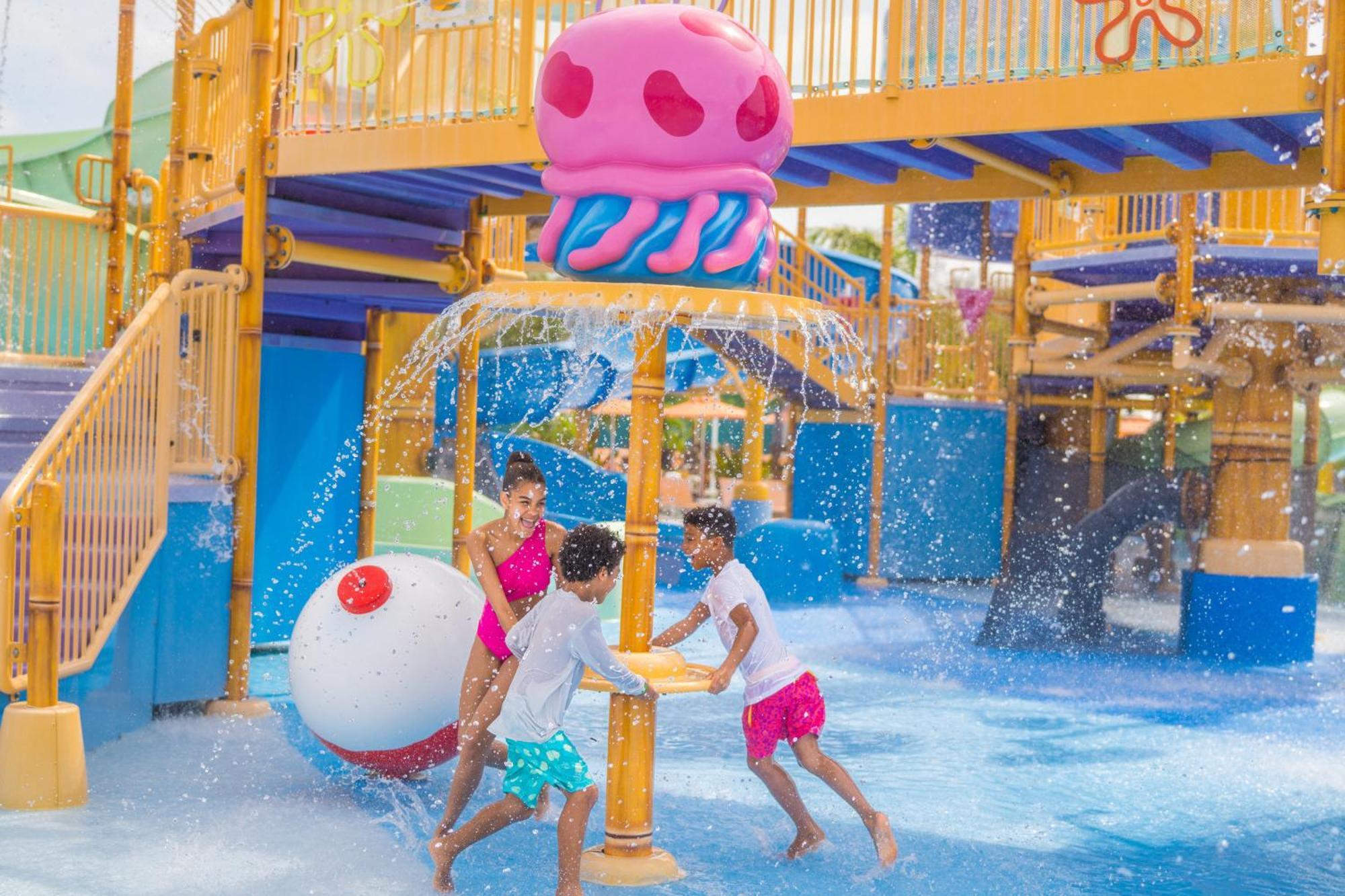 Nickelodeon Hotels & Resorts Riviera Maya Puerto Morelos Exterior photo Splash Island
